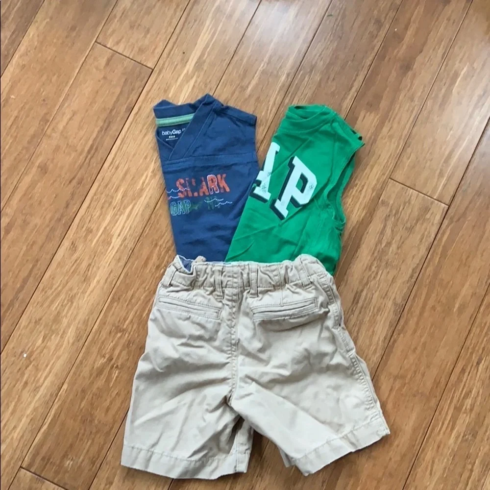 ☀️ 3/$36 or 2/$30 GAP Lot Boys Sz 2 - (2) sleeveless shirt (1) short